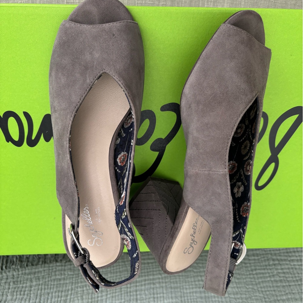 Seychelles Taupe Slingback Heels